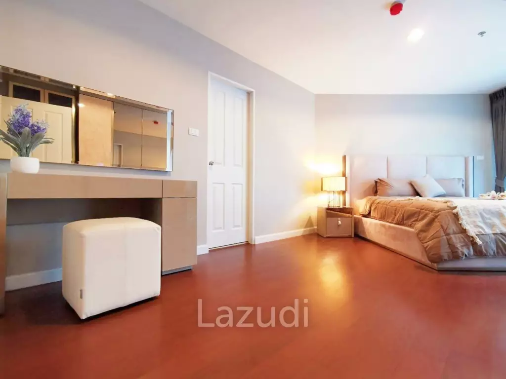 5 Bed 5 Bath 232 SQ.M Belle Grand Rama 9