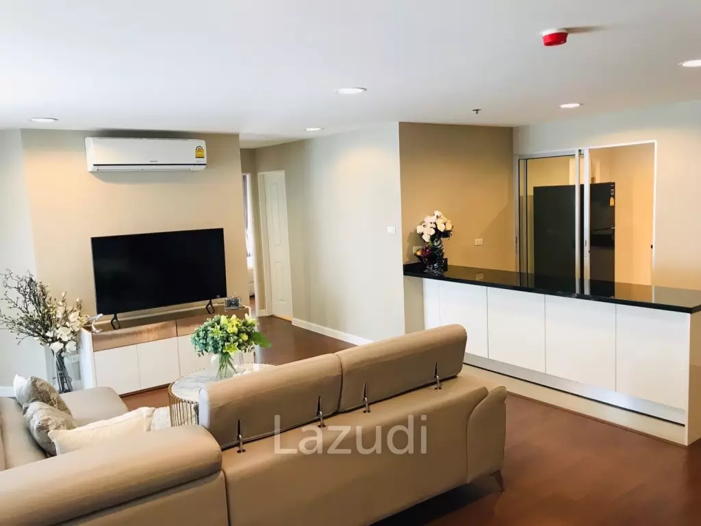 5 Bed 5 Bath 240 SQ.M Belle Grand Rama 9