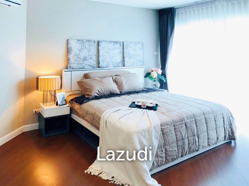 5 Bed 5 Bath 240 SQ.M Belle Grand Rama 9