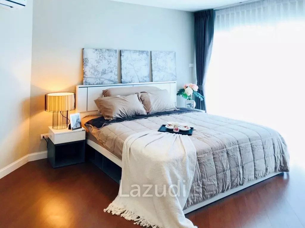 5 Bed 5 Bath 240 SQ.M Belle Grand Rama 9
