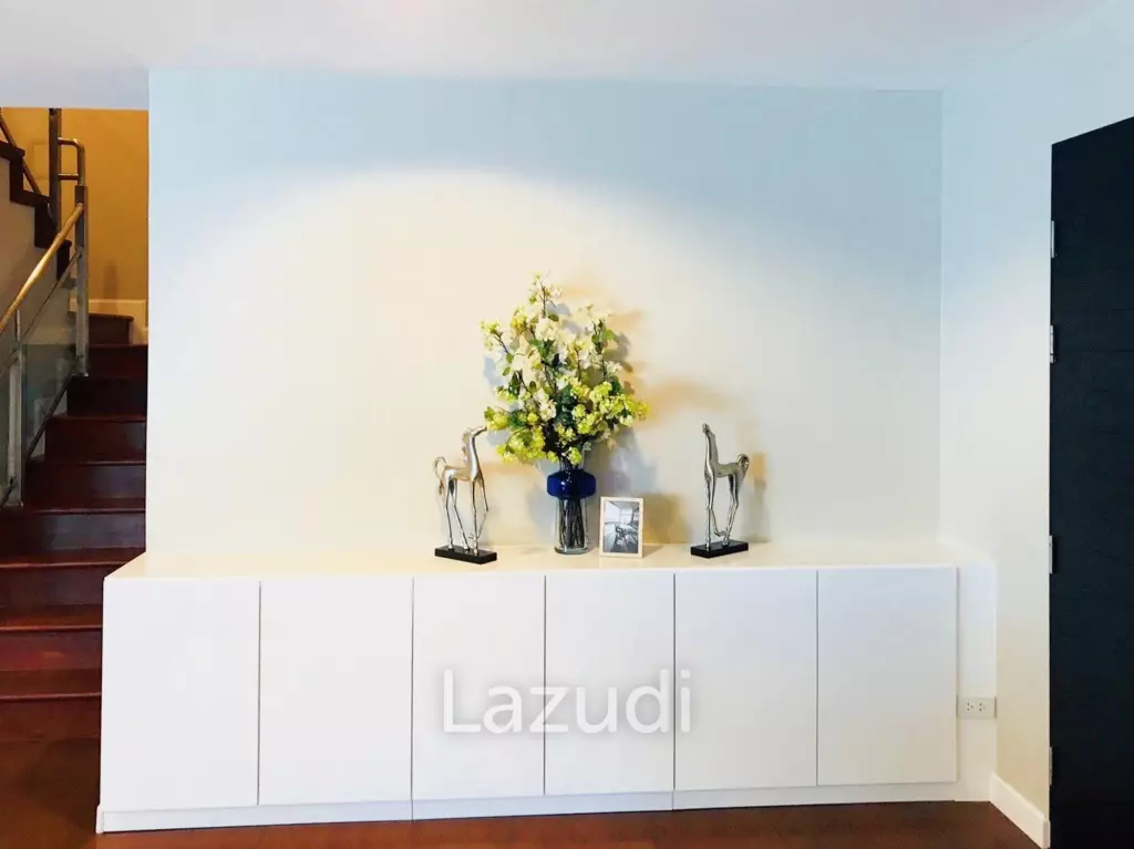 5 Bed 5 Bath 240 SQ.M Belle Grand Rama 9