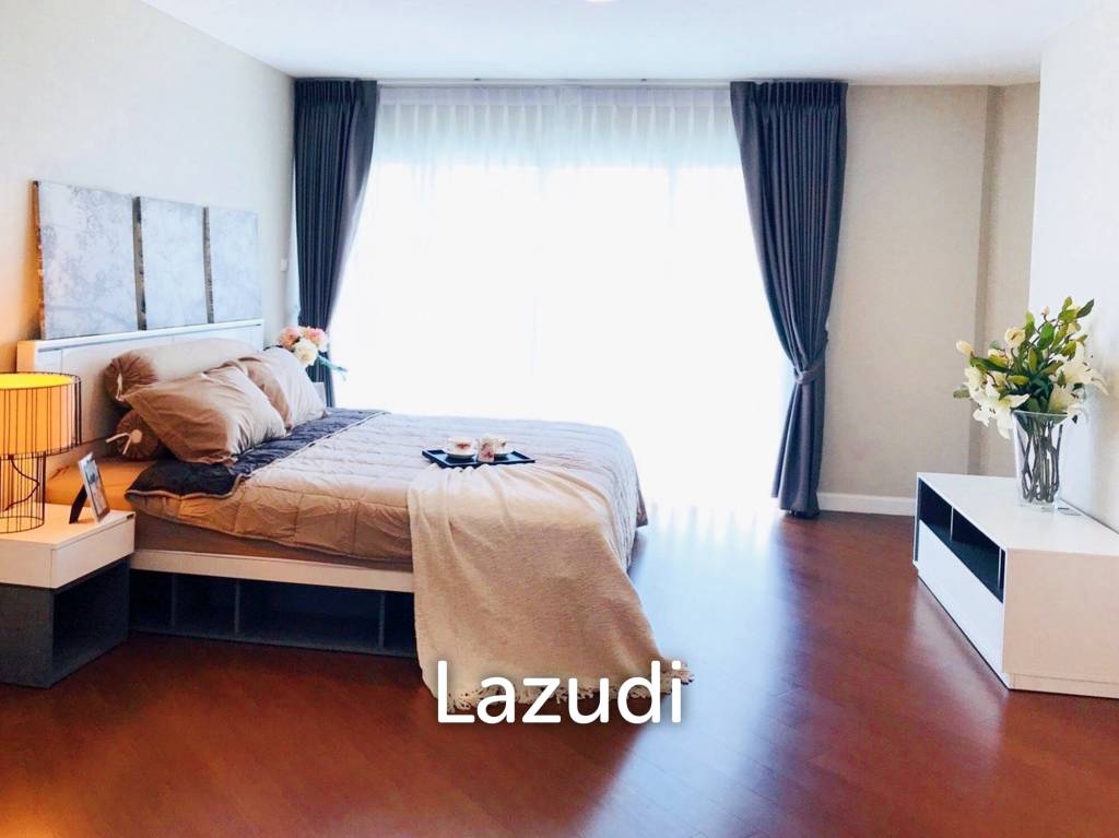 5 Bed 5 Bath 240 SQ.M Belle Grand Rama 9