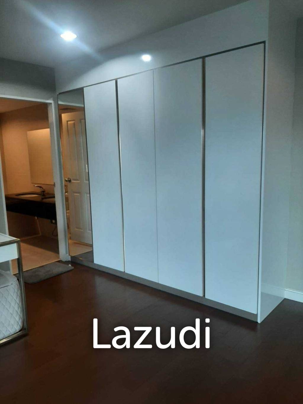 5 Bed 5 Bath 267 SQ.M Belle Grand Rama 9