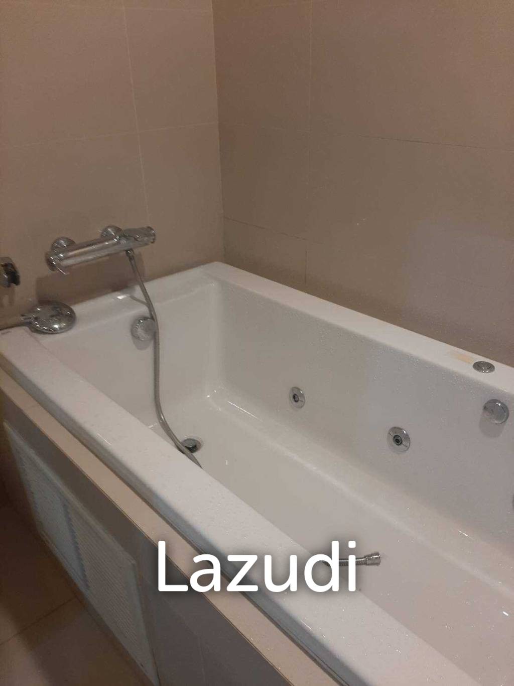 5 Bed 5 Bath 267 SQ.M Belle Grand Rama 9