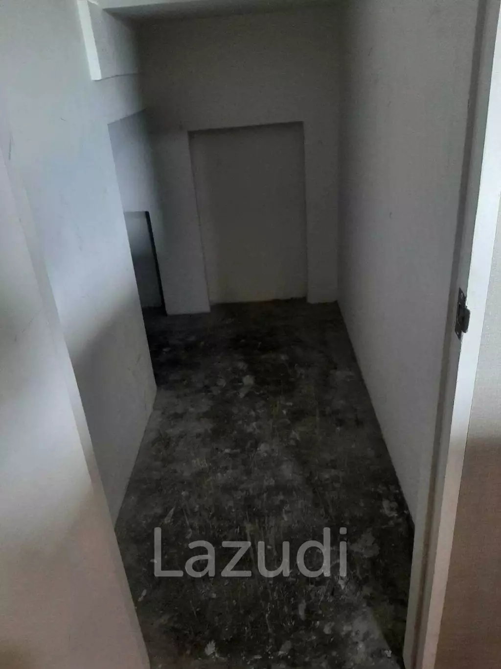 5 Bed 5 Bath 267 SQ.M Belle Grand Rama 9