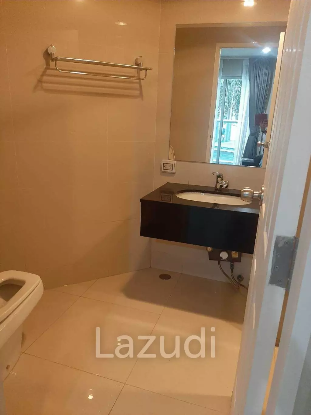 5 Bed 5 Bath 267 SQ.M Belle Grand Rama 9