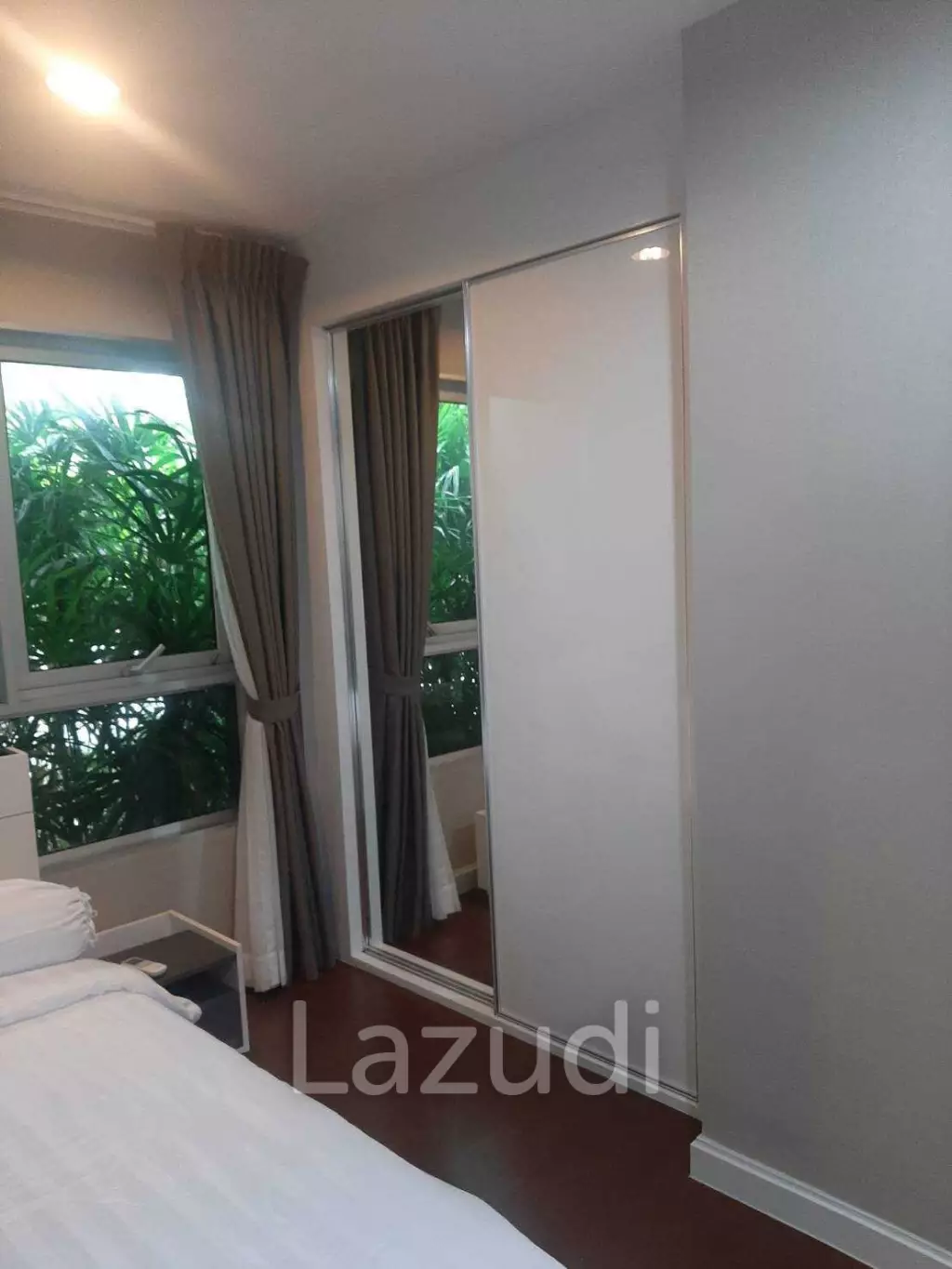 5 Bed 5 Bath 267 SQ.M Belle Grand Rama 9