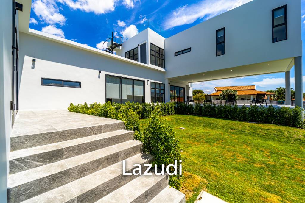 1,600 Sqm 4 Bed House For Sale