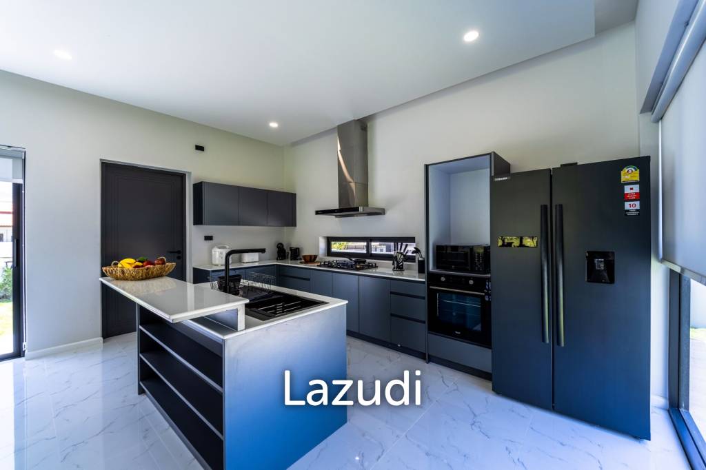 1,600 Sqm 4 Bed House For Sale