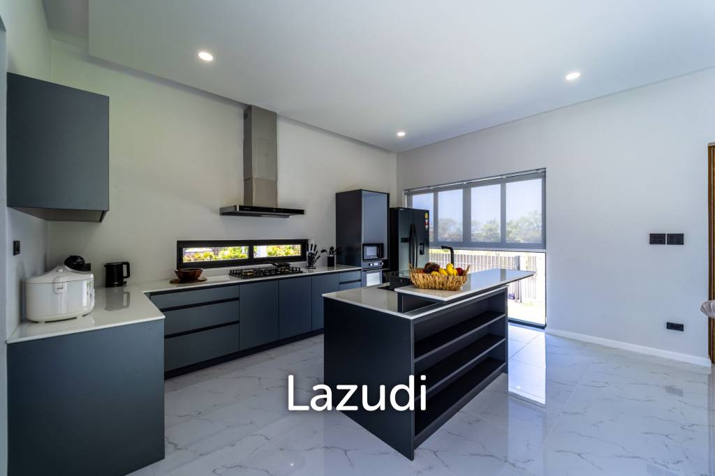 1,600 Sqm 4 Bed House For Sale