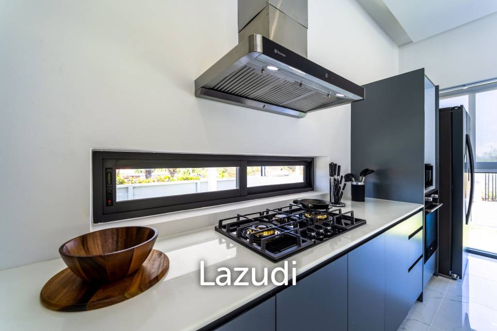 1,600 Sqm 4 Bed House For Sale