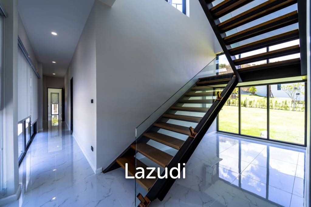 1,600 Sqm 4 Bed House For Sale