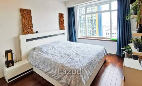 1 Bed 1 Bath 48 SQ.M Circle Condominium