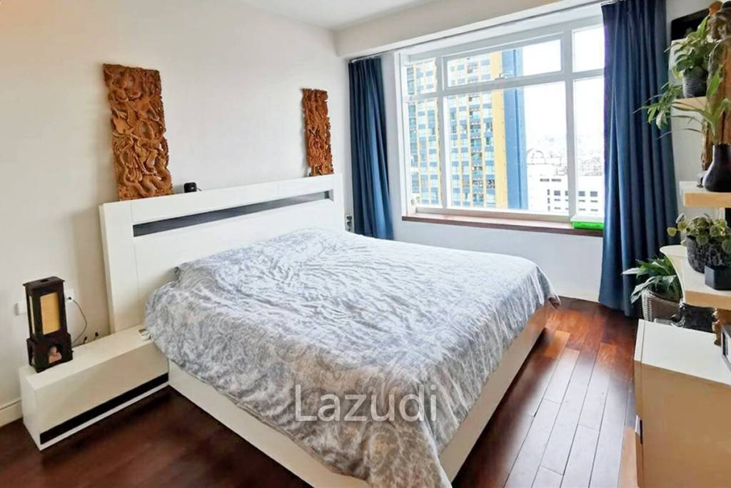 1 Bed 1 Bath 48 SQ.M Circle Condominium