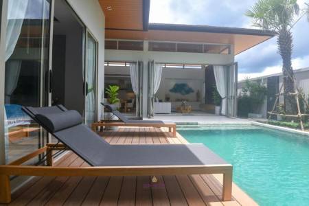 Luxury 3 Bed 269 SQ.M Pool Villa in Prime Location