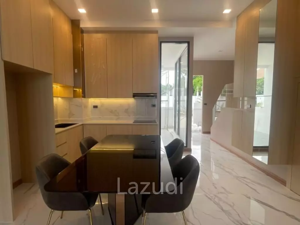 8 Bed 6 Bath 360 SQ.M Villa La Richie