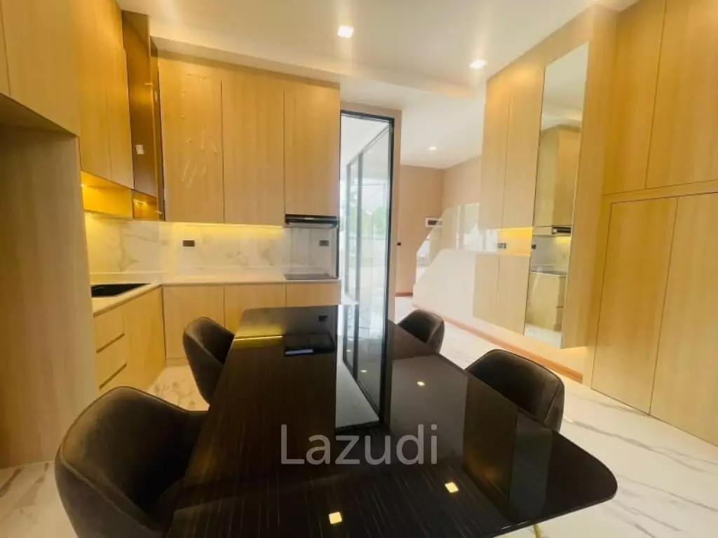 8 Bed 6 Bath 360 SQ.M Villa La Richie
