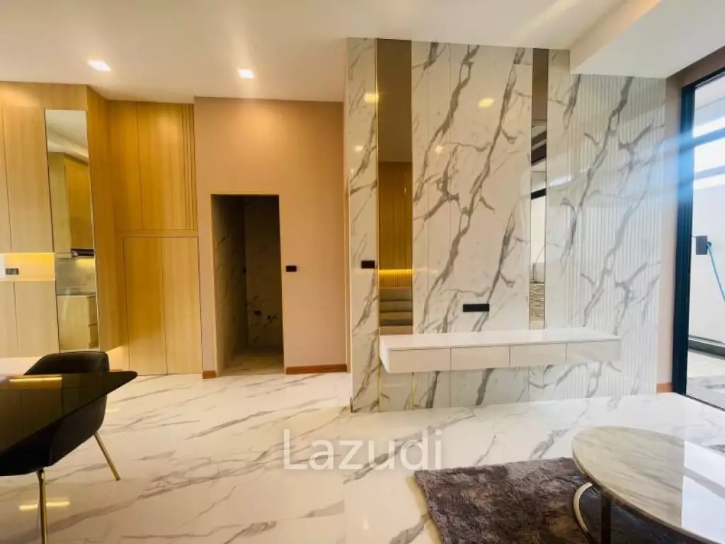 8 Bed 6 Bath 360 SQ.M Villa La Richie