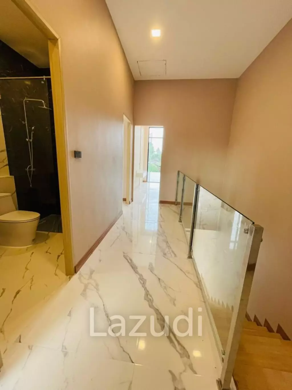 8 Bed 6 Bath 360 SQ.M Villa La Richie