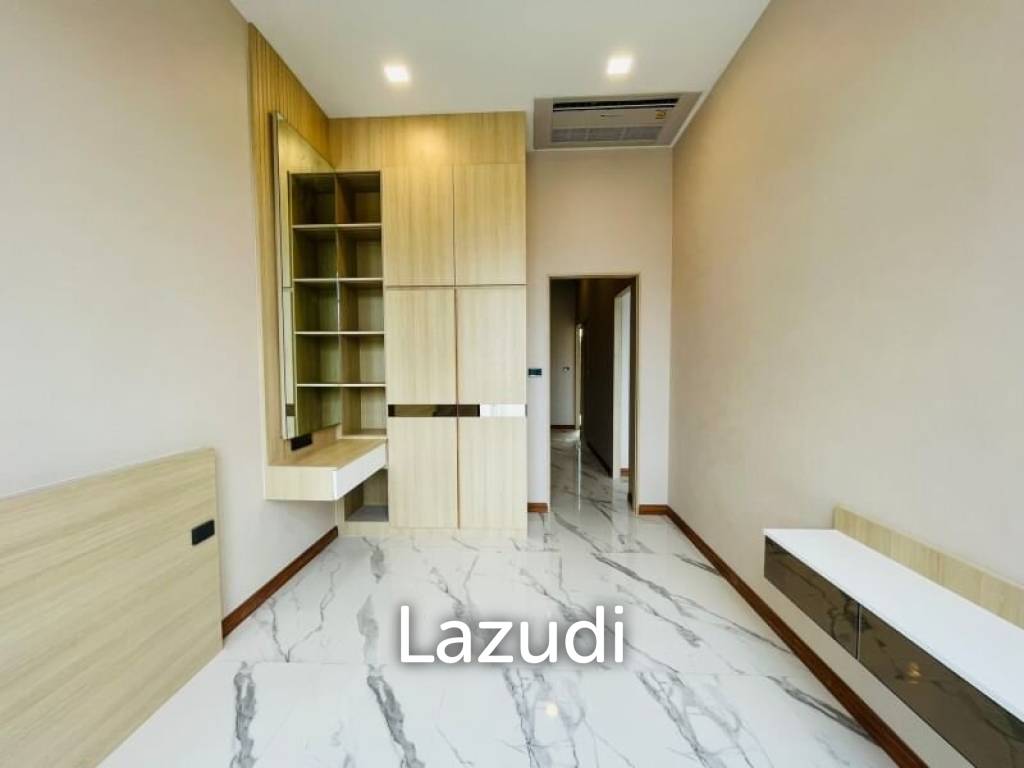 8 Bed 6 Bath 360 SQ.M Villa La Richie