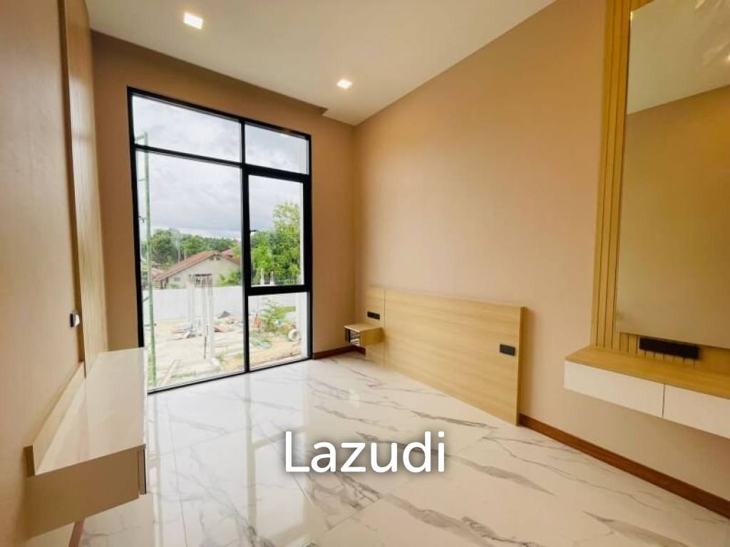 8 Bed 6 Bath 360 SQ.M Villa La Richie