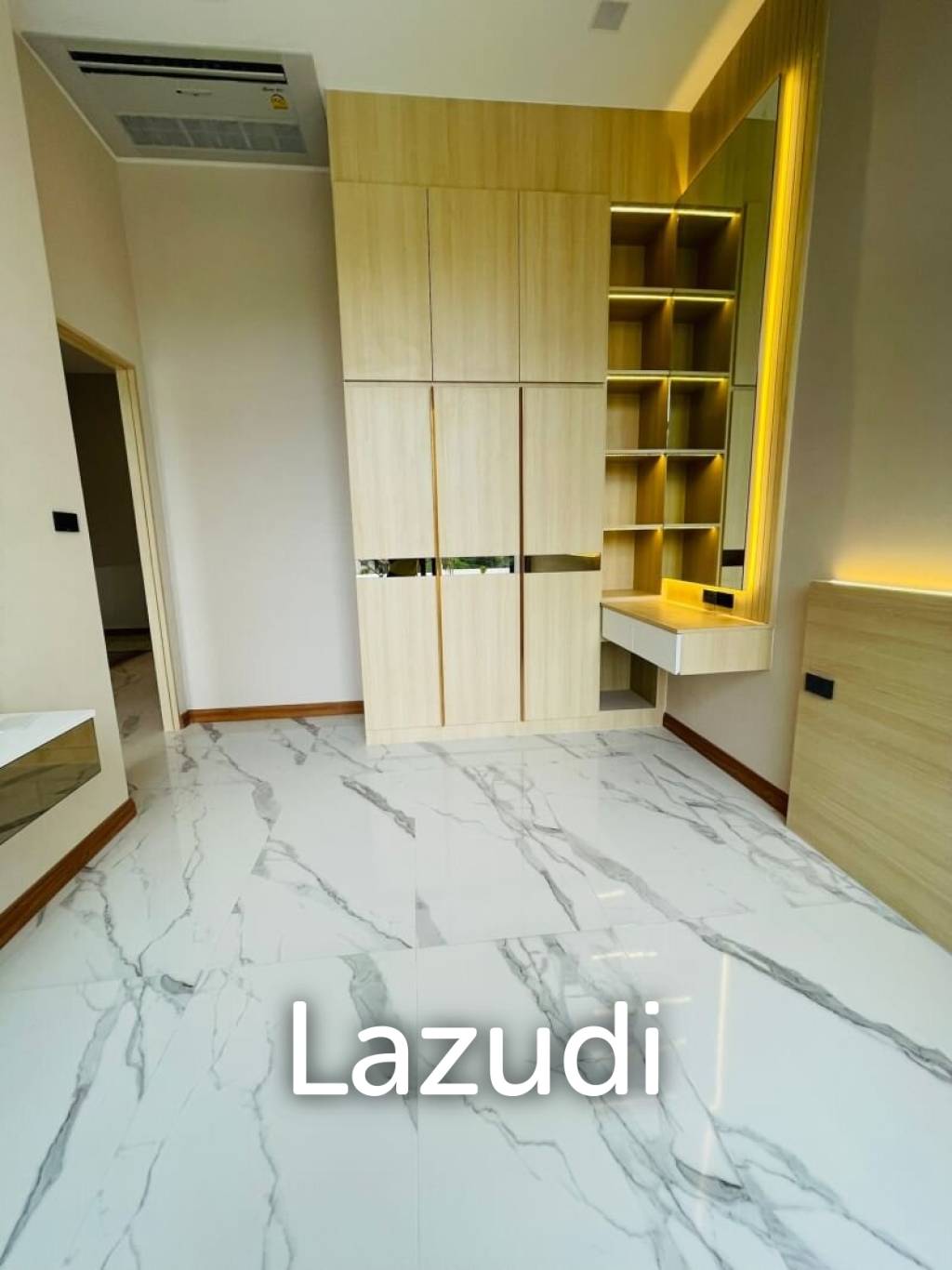 8 Bed 6 Bath 360 SQ.M Villa La Richie