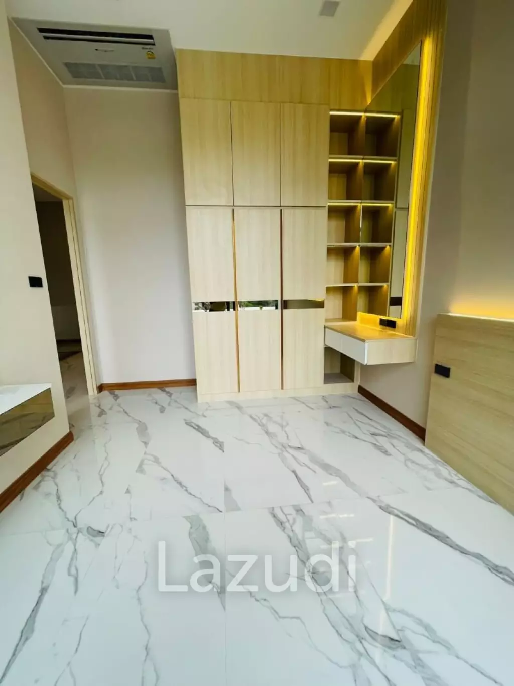 8 Bed 6 Bath 360 SQ.M Villa La Richie