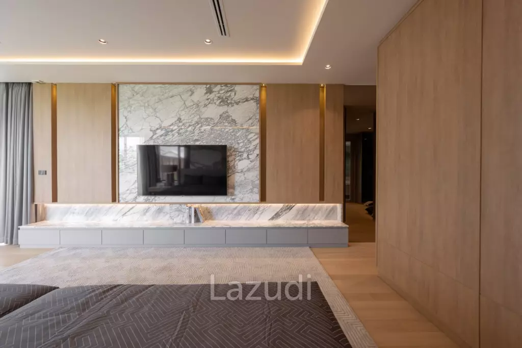 5 Bed 708 SQ.M Outstanding Villa in Hang Dong
