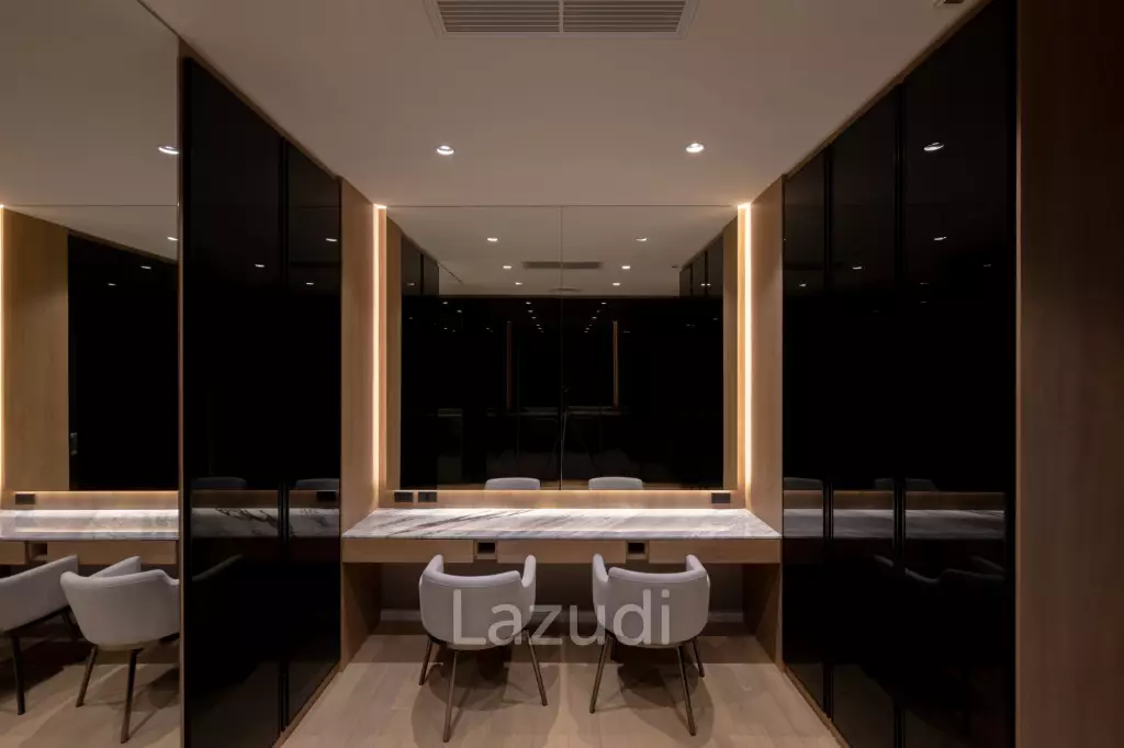 5 Bed 708 SQ.M Outstanding Villa in Hang Dong