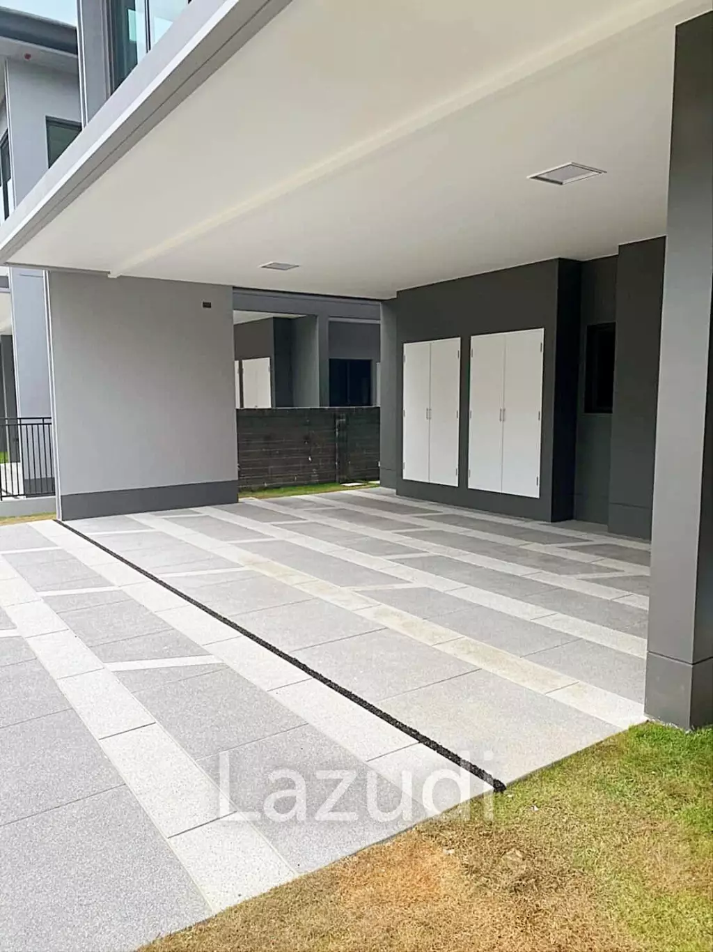 4 Bed 294 SQ.M  Setthasiri Krungthep Kreetha