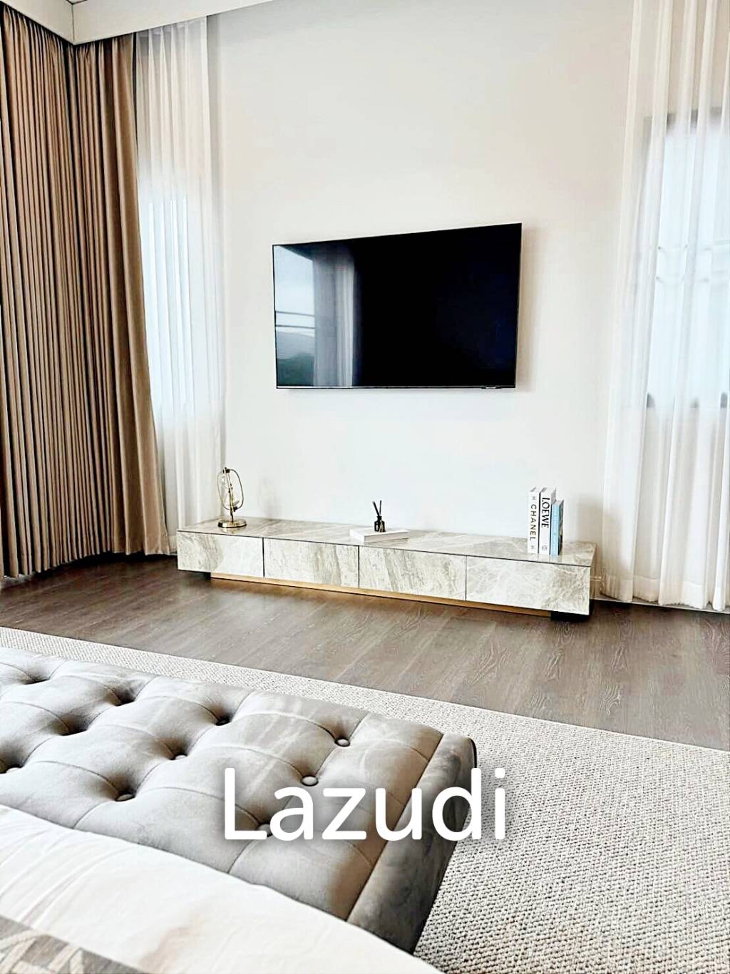 4 Bed 294 SQ.M  Setthasiri Krungthep Kreetha
