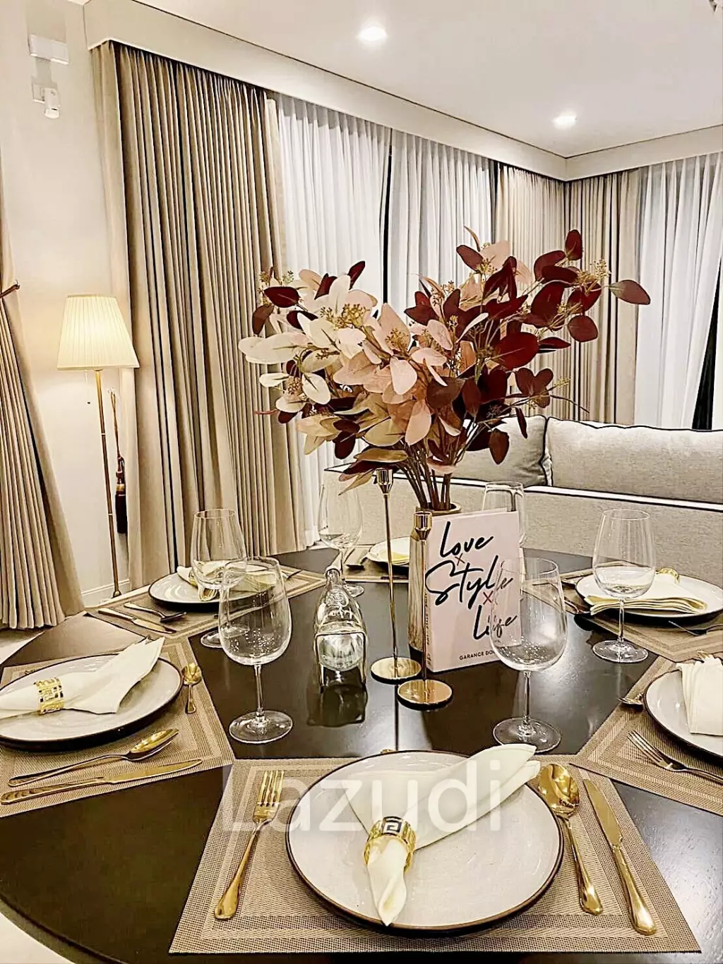4 Bed 294 SQ.M  Setthasiri Krungthep Kreetha