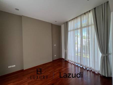 550 metro cuadrado 3 ` 2 Baño Villa de Venta