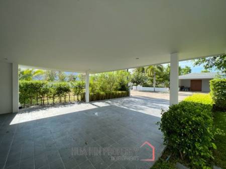 CHAUM HAUS : modern 3 bed pool villa