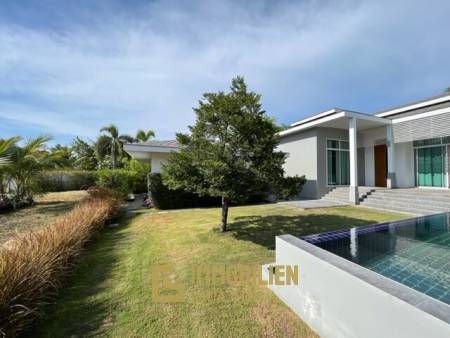 CHAUM HAUS : modern 3 bed pool villa