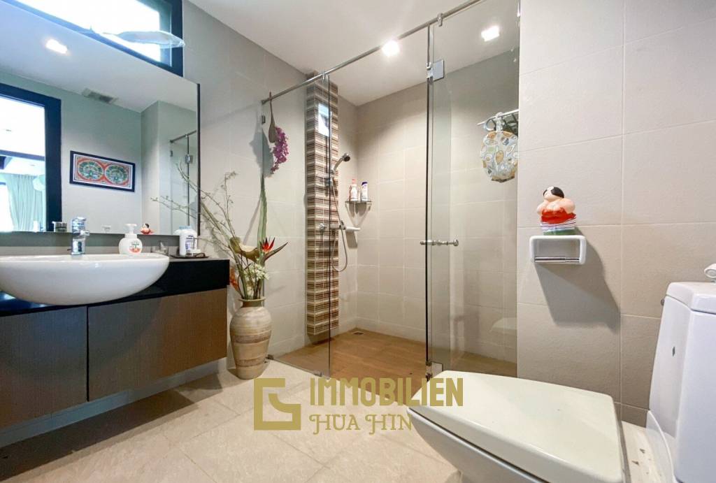 596 metro cuadrado 2 ` 2 Baño Villa de Venta