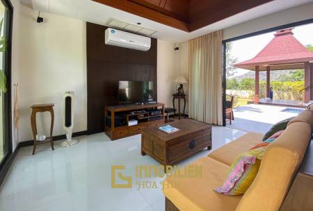 Panorama : 2 Bedroom Bali Style Pool Villa