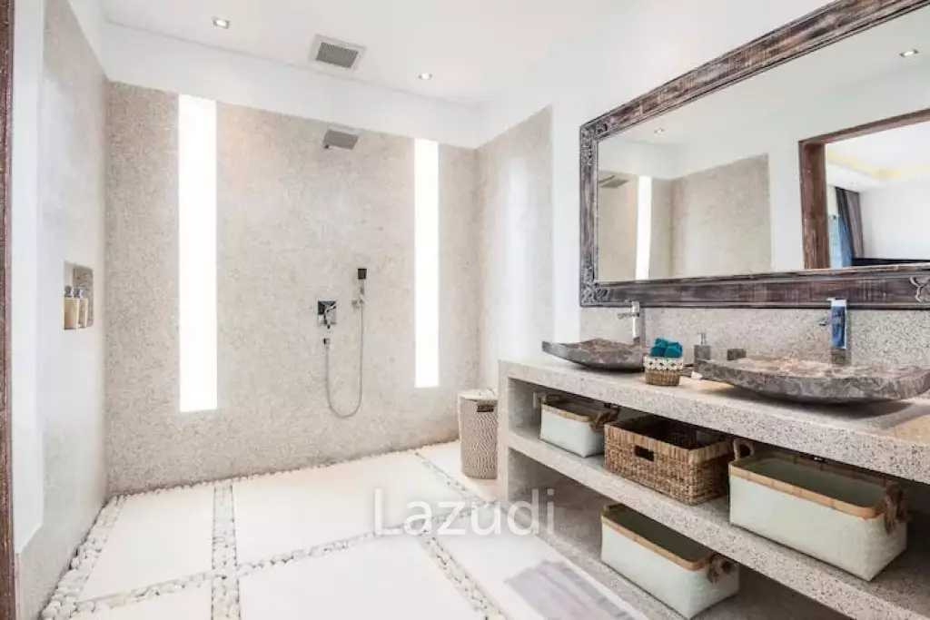 Incredible Leasehold Villa 500m from Berawa Beach