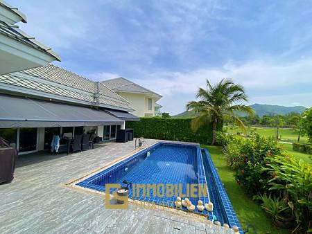 Black Mountain Golf Platz: 2.5 Schlafzimmer Pool Villa