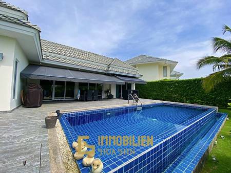 Black Mountain Golf Platz: 2.5 Schlafzimmer Pool Villa