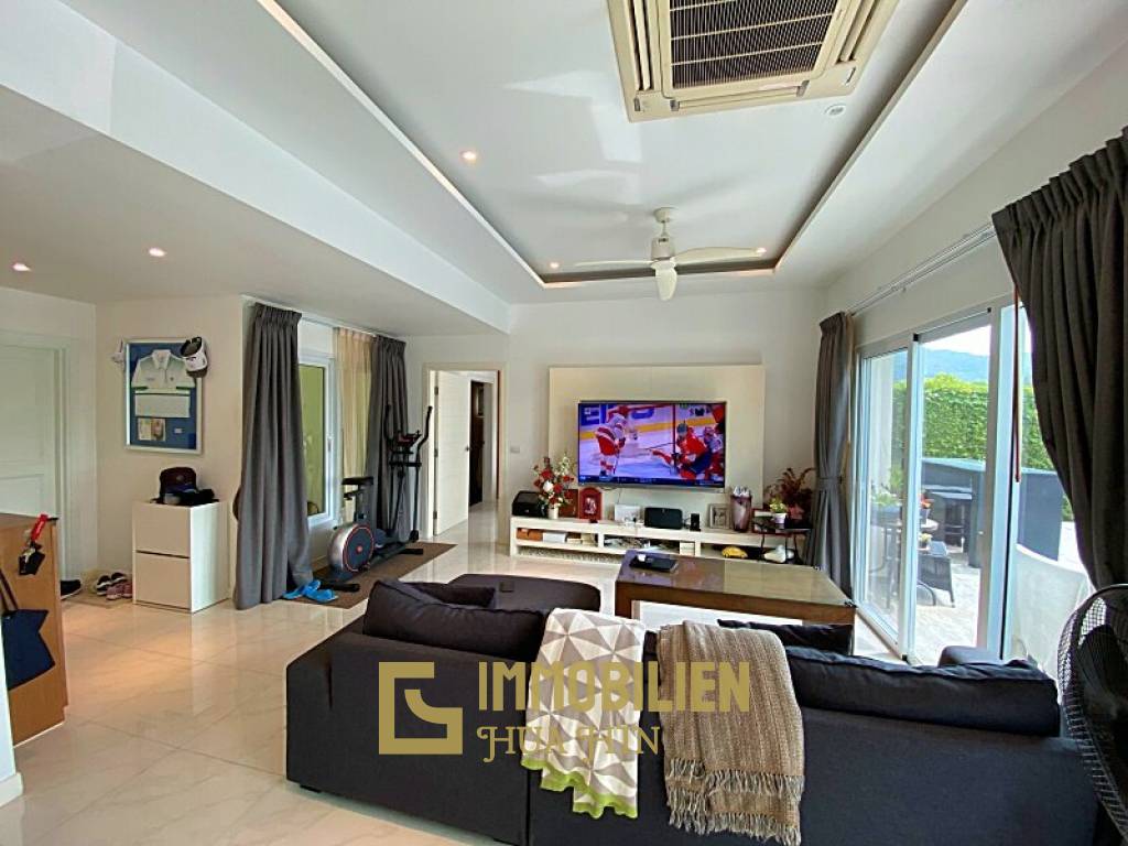 Black Mountain Golf Platz: 2.5 Schlafzimmer Pool Villa