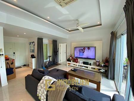 Black Mountain Golf Platz: 2.5 Schlafzimmer Pool Villa