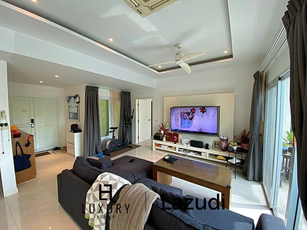 Golf Course 2.5 Bed Pool Villa For Sale on Black Mountain Golf Club