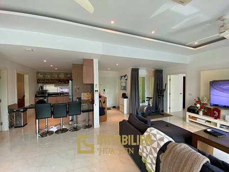 Black Mountain Golf Platz: 2.5 Schlafzimmer Pool Villa