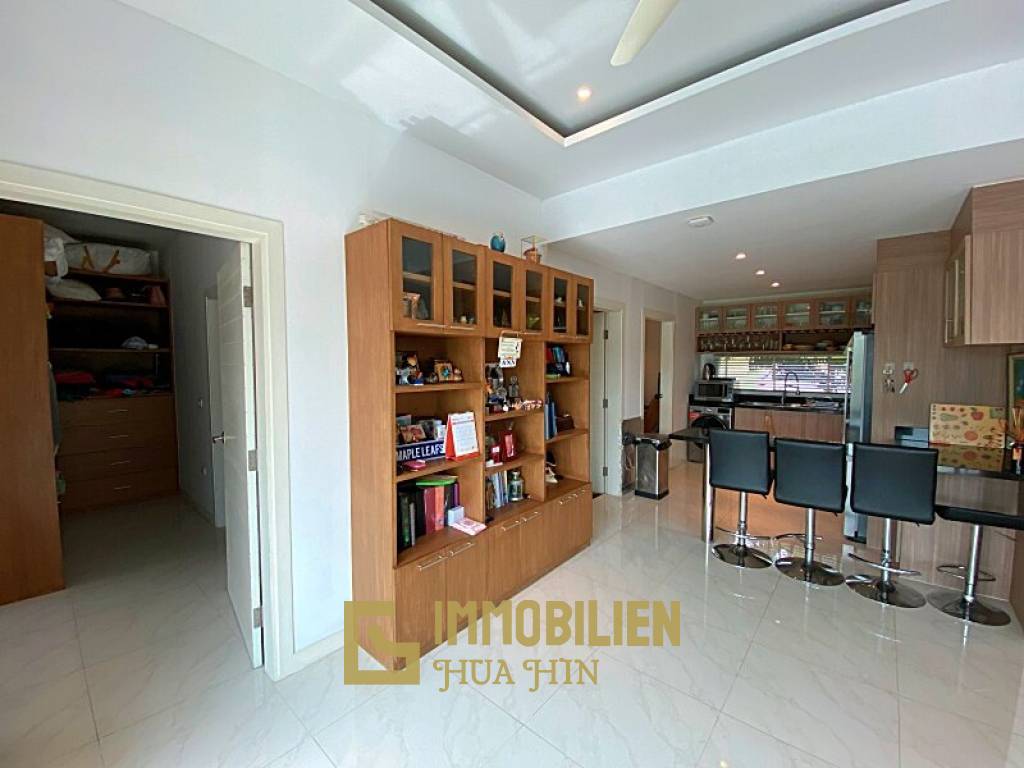 Black Mountain Golf Platz: 2.5 Schlafzimmer Pool Villa