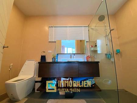 Black Mountain Golf Platz: 2.5 Schlafzimmer Pool Villa