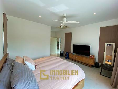 Black Mountain Golf Platz: 2.5 Schlafzimmer Pool Villa