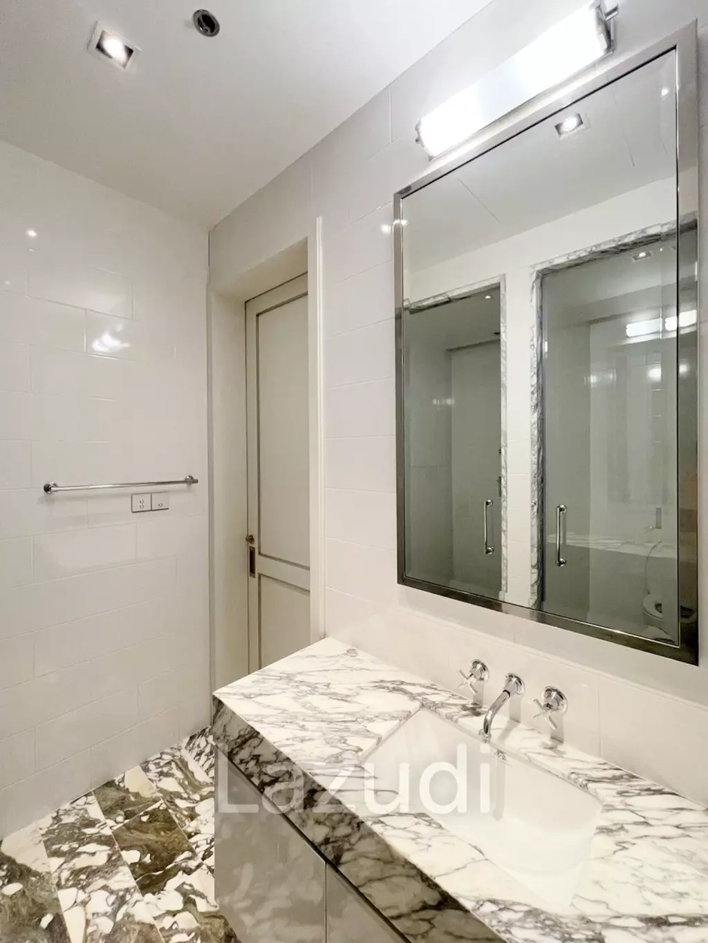 2 Bed 2 Bath 192 SQM The Ritz Carlton Residences