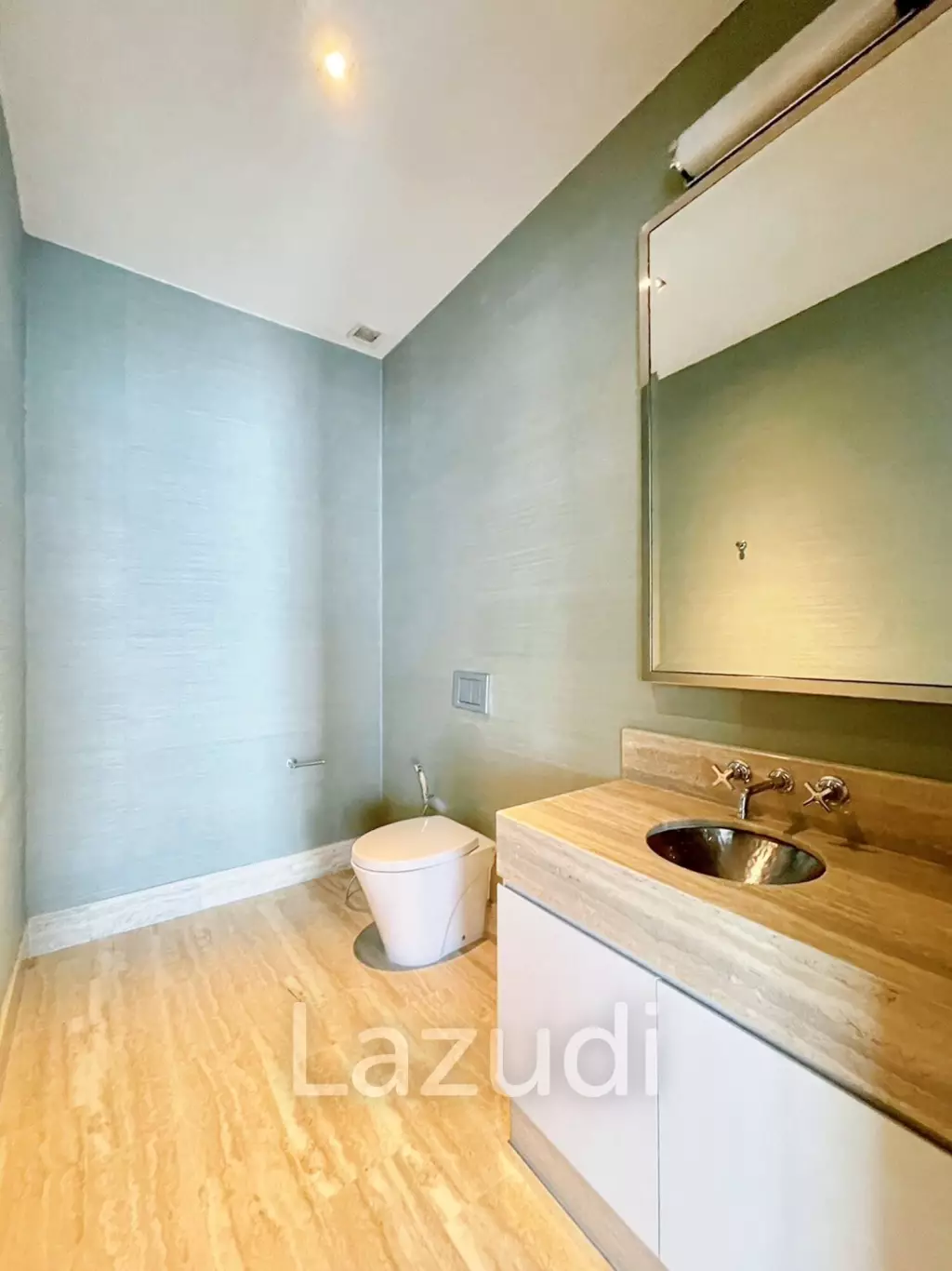 2 Bed 2 Bath 192 SQM The Ritz Carlton Residences