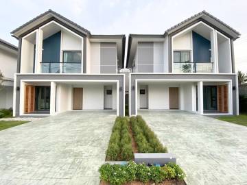 3 Bed 3 Bath 138 SQ.M The Palm Parco Phase 1
